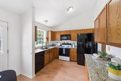 1000 Cherry Bud Drive, Columbus, OH 43228 - Photo 11