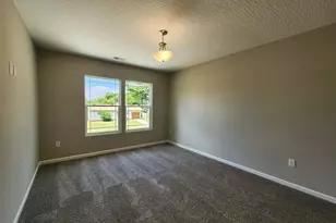 3770 Tylor Dr, Columbus, OH 43232 - Photo 13