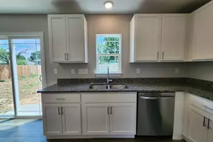 3770 Tylor Dr, Columbus, OH 43232 - Photo 5