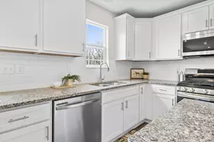 216 Center St, Ashley, OH 43003 - Photo 7