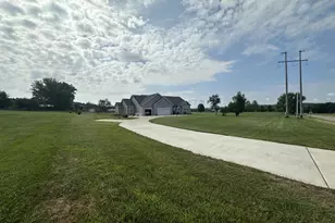 2434 Pickerington Rd, Carroll, OH 43112 - Photo 83