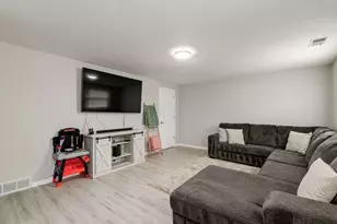 469 N Stygler Rd, Columbus, OH 43230 - Photo 25