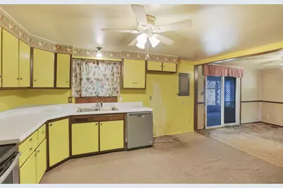 7043 Shaulis Drive, Reynoldsburg, OH 43068 - Photo 11