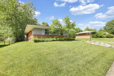 7043 Shaulis Drive, Reynoldsburg, OH 43068 - Photo 3