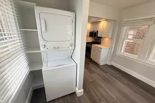 512 E Woodrow Ave, Columbus, OH 43207 - Photo 9