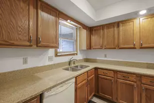 1261 Spring Brook Ct, Westerville, OH 43081 - Photo 19