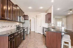 886 Ballater Dr, Delaware, OH 43015 - Photo 27