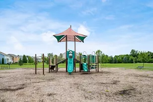 886 Ballater Dr, Delaware, OH 43015 - Photo 67