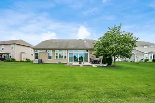 886 Ballater Dr, Delaware, OH 43015 - Photo 55