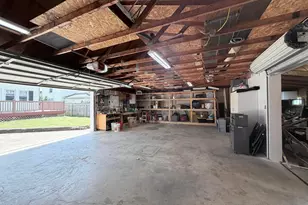 234 Mulberry St, Coshocton, OH 43812 - Photo 35