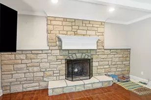 1791 Hickory Hill Dr, Columbus, OH 43228 - Photo 5