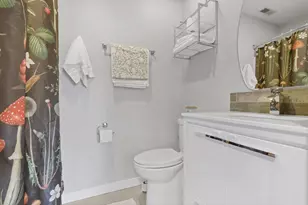 233 W Poplar Ave, Columbus, OH 43215 - Photo 33