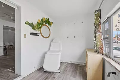 2961 Sullivant Avenue, Columbus, OH 43204 - Photo 9