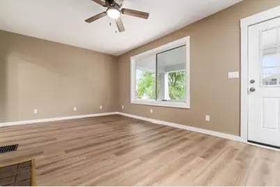 155 S Wayne Avenue, Columbus, OH 43204 - Photo 7