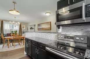 1084 S Champion Ave, Columbus, OH 43206 - Photo 11