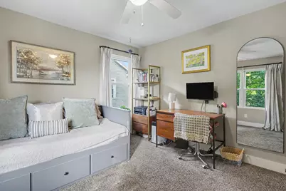 1084 S Champion Avenue, Columbus, OH 43206 - Photo 17