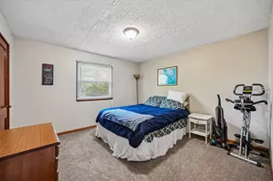 733 W 3rd St, Marysville, OH 43040 - Photo 17