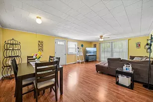 733 W 3rd St, Marysville, OH 43040 - Photo 7