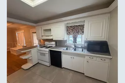 829 Goodwin Avenue, Lancaster, OH 43130 - Photo 5