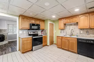 4513 St Ann Ln, Whitehall, OH 43213 - Photo 5