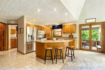 1525 Cole Road, Columbus, OH 43228 - Photo 11