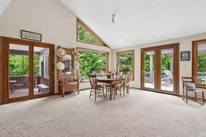 1525 Cole Road, Columbus, OH 43228 - Photo 5