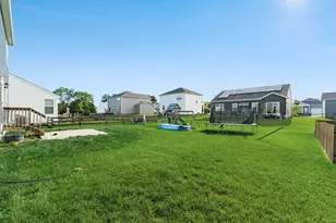304 Mahogany Ln, Commercial Point, OH 43116 - Photo 39