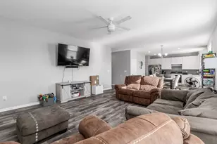 304 Mahogany Ln, Commercial Point, OH 43116 - Photo 13