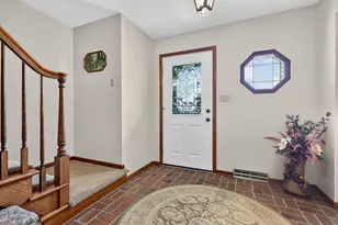 18 Eastlake Rd, Reynoldsburg, OH 43068 - Photo 9
