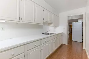 141 Flores Pl, Columbus, OH 43213 - Photo 21