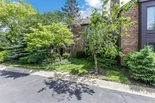 141 Flores Pl, Columbus, OH 43213 - Photo 45