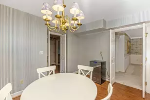 141 Flores Pl, Columbus, OH 43213 - Photo 11