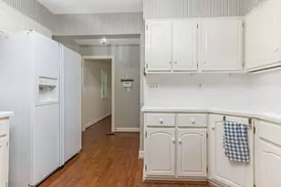 141 Flores Pl, Columbus, OH 43213 - Photo 19