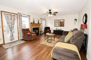 1373 Wild Horse Dr, Grove City, OH 43123 - Photo 3