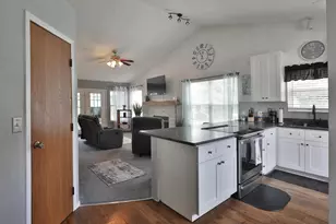 3300 Bluhm Ct, Columbus, OH 43223 - Photo 5