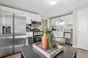 656 Breathitt Ave, Columbus, OH 43207 - Photo 9