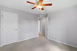 8310 Woodland Crk Ct, Blacklick, OH 43004 - Photo 33