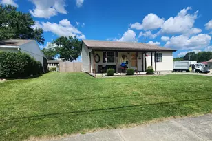 1063 Amherst Dr, Marion, OH 43302 - Photo 5