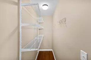 1463 Wakefield Ct E, Columbus, OH 43209 - Photo 35