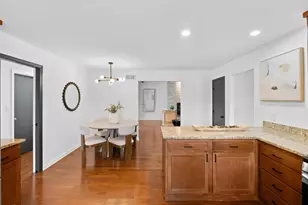 1463 Wakefield Ct E, Columbus, OH 43209 - Photo 19