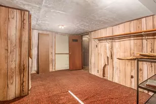 1720 Kenwick Rd, Columbus, OH 43209 - Photo 33