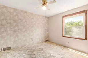 1720 Kenwick Rd, Columbus, OH 43209 - Photo 23