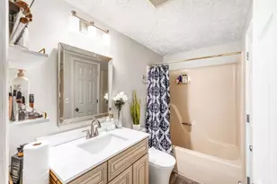 7573 Bay Hill Dr, Pickerington, OH 43147 - Photo 17