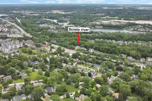2050 Upper Chelsea Rd, Columbus, OH 43221 - Photo 3