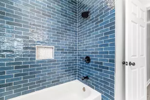 256 N Monroe Ave, Columbus, OH 43203 - Photo 29