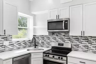 256 N Monroe Ave, Columbus, OH 43203 - Photo 25