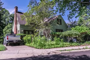 431 W College St, Granville, OH 43023 - Photo 1