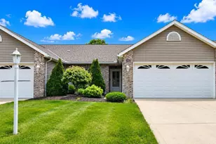 315 W Durbin Circle, Bellville, OH 44813 - Photo 1