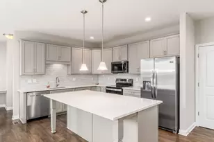 12283 Herons Landing Dr NW, Pickerington, OH 43147 - Photo 13
