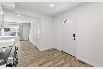 1558 Forest Street, Columbus, OH 43206 - Photo 15